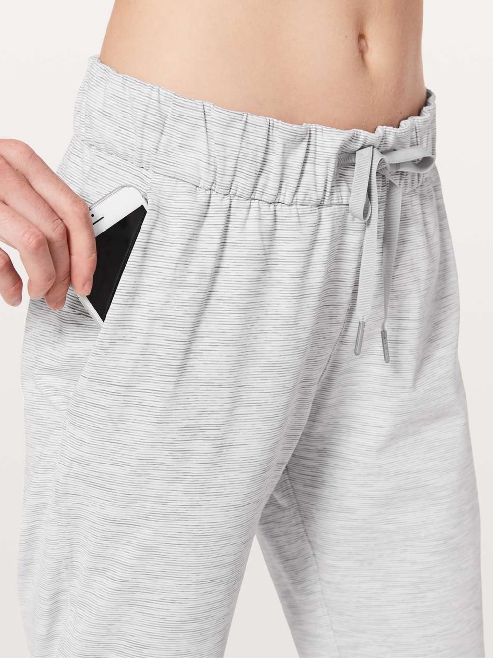 Lululemon On The Fly Pant *28" - Sz 4 - Picture 2 of 9